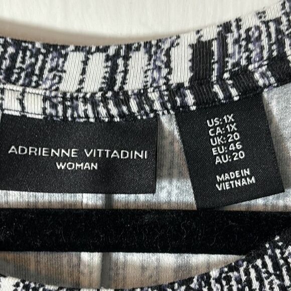 Adrienne Vittadini abstract print A-line navy & white short sleeve stretch dress - Picture 6 of 8